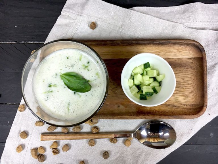 Gazpacho-Horchata-Recetas-Chufa-Artesanal-Hidratos-Nutricion